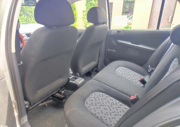 Skoda Fabia cena 9600 przebieg: 142000, rok produkcji 2007 z Śrem małe 29
